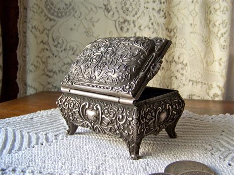 pewter trinket boxes antique